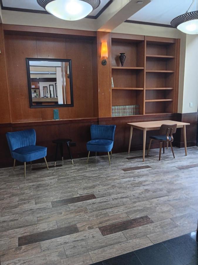 Clarion Hotel & Suites マウント・ローレル エクステリア 写真