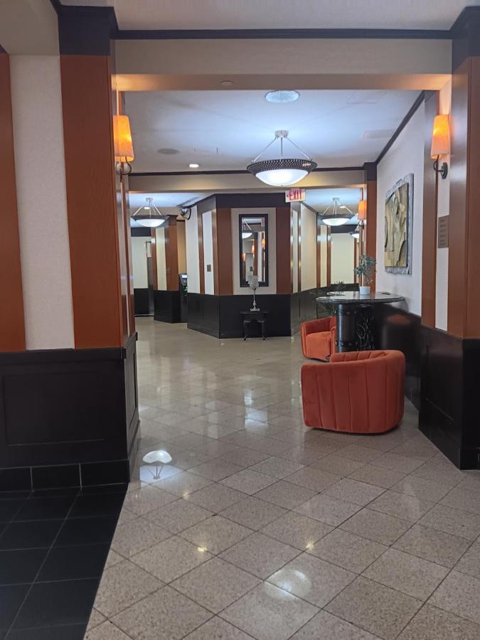 Clarion Hotel & Suites マウント・ローレル エクステリア 写真